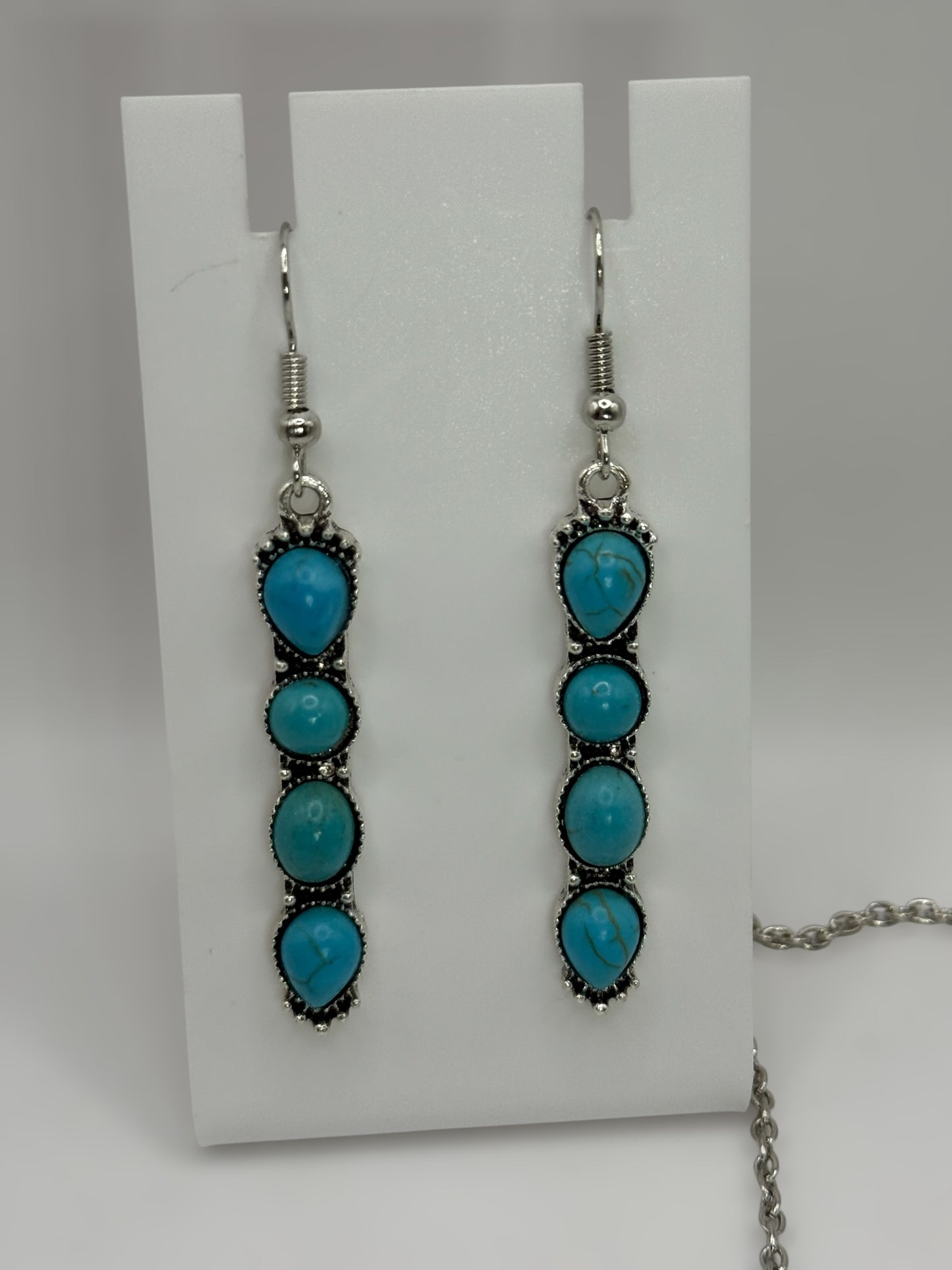 Turquoise Howlite Necklace & Earrings Set – 18” Silver Chain with Free Matching Earrings