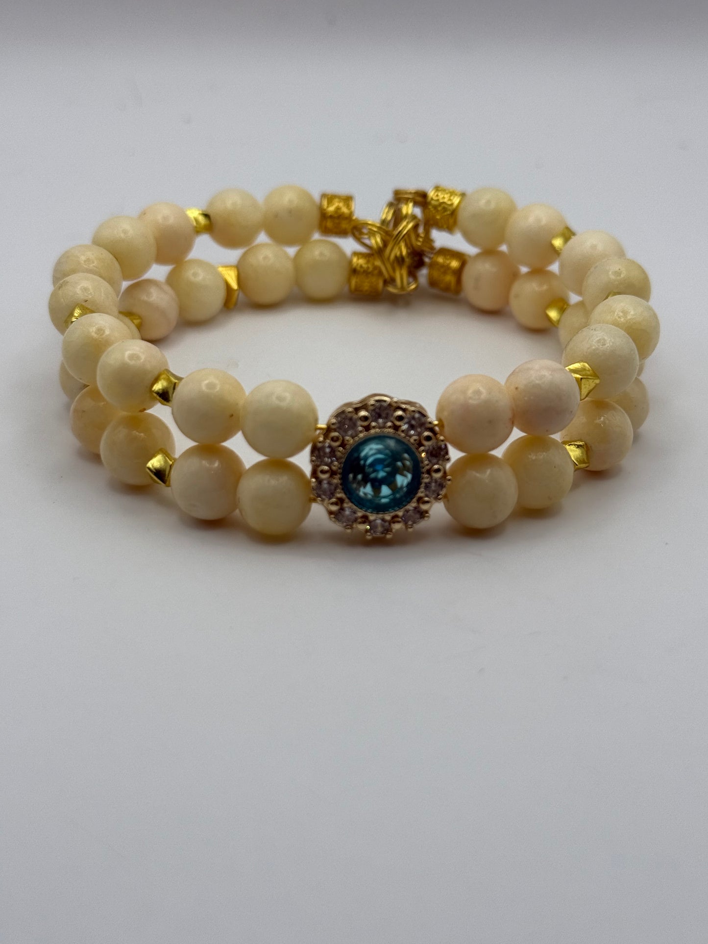 Vibrant Yellow Jade Double Strand Bracelet with Striking Blue Center Focal 7.5"