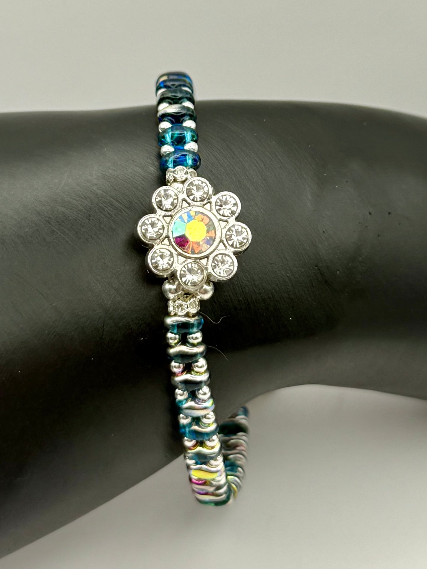 Vitrail Floral Bracelet 7.5" with 0.5" extender
