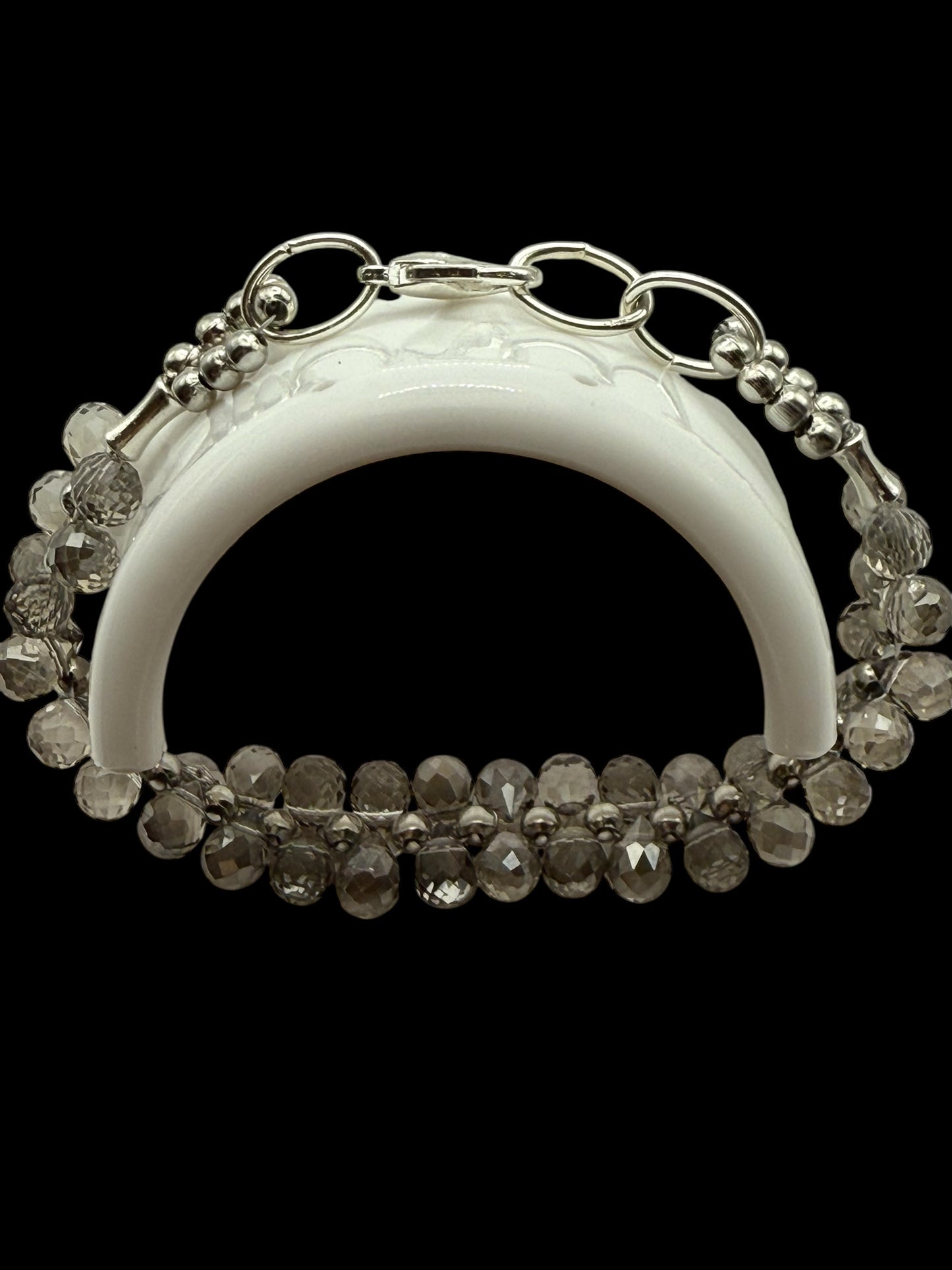 Elegant 7.5โ Faceted Bead Clasp Bracelet | Sparkling Silver Tone Jewelry