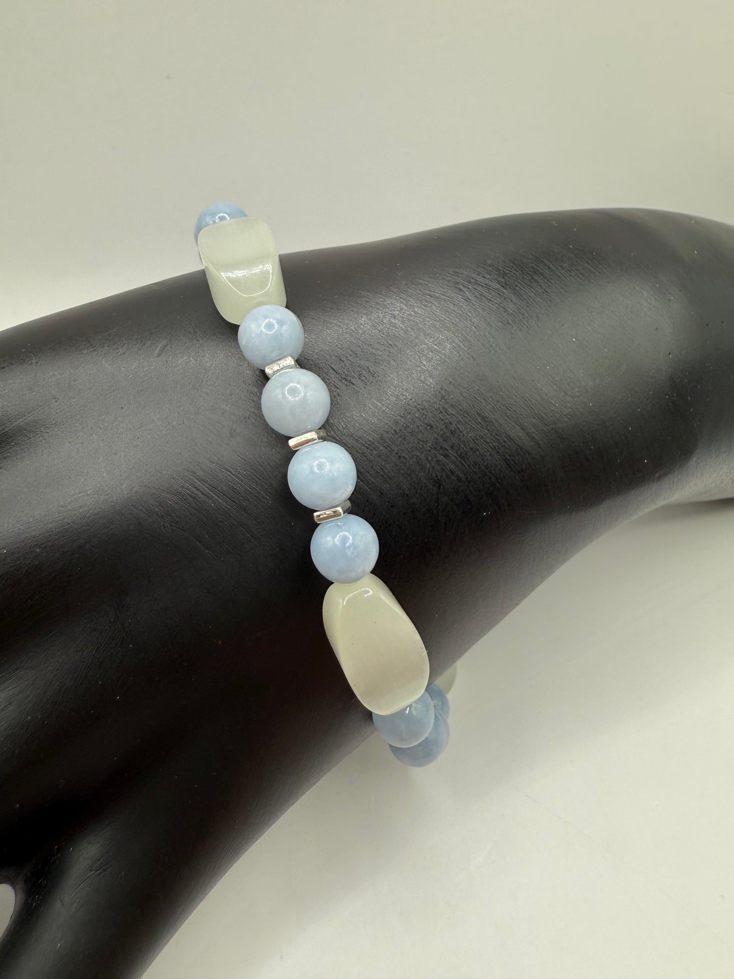 Angelite & Cat Eye Selenite Bracelet ā 8ā Stretch ā Calming Blue & White Gemstone Jewelry ā Healing Crystal Bracelet ā Free Resizing