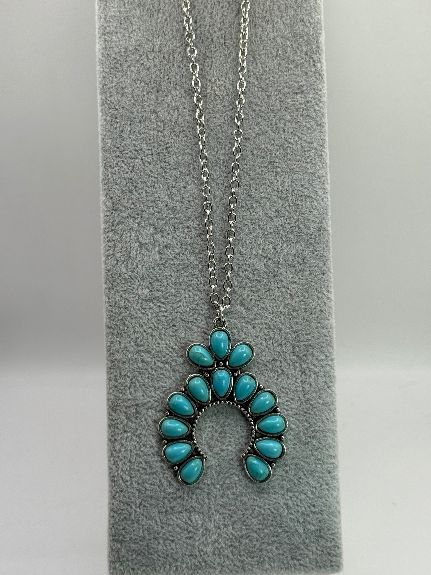 Turquoise Howlite Squash Blossom Necklace – 18” Silver Chain