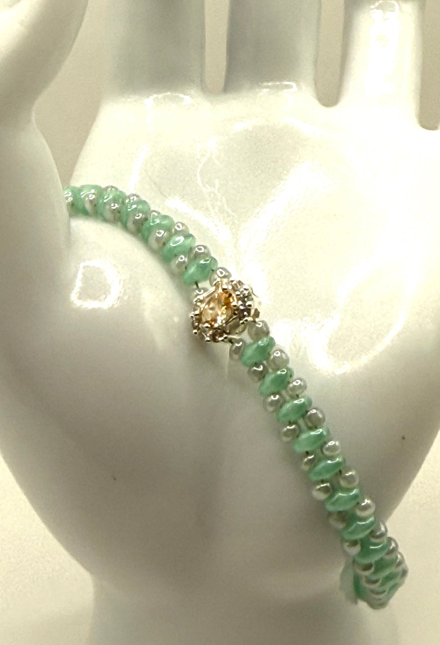 7.5” Mint Green & Glass Pearl Beaded Bracelet with Golden Crystal Focal – Clasp Bracelet
