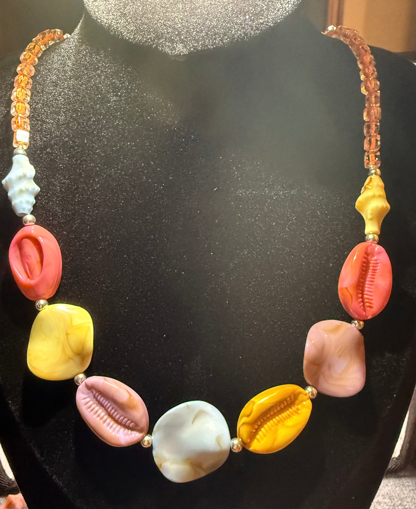 Chunky Seashell Necklace & Earrings Set – 20” Summer Statement Jewelry, Ocean Inspired, Colorful Beach Boho Gift for Her
