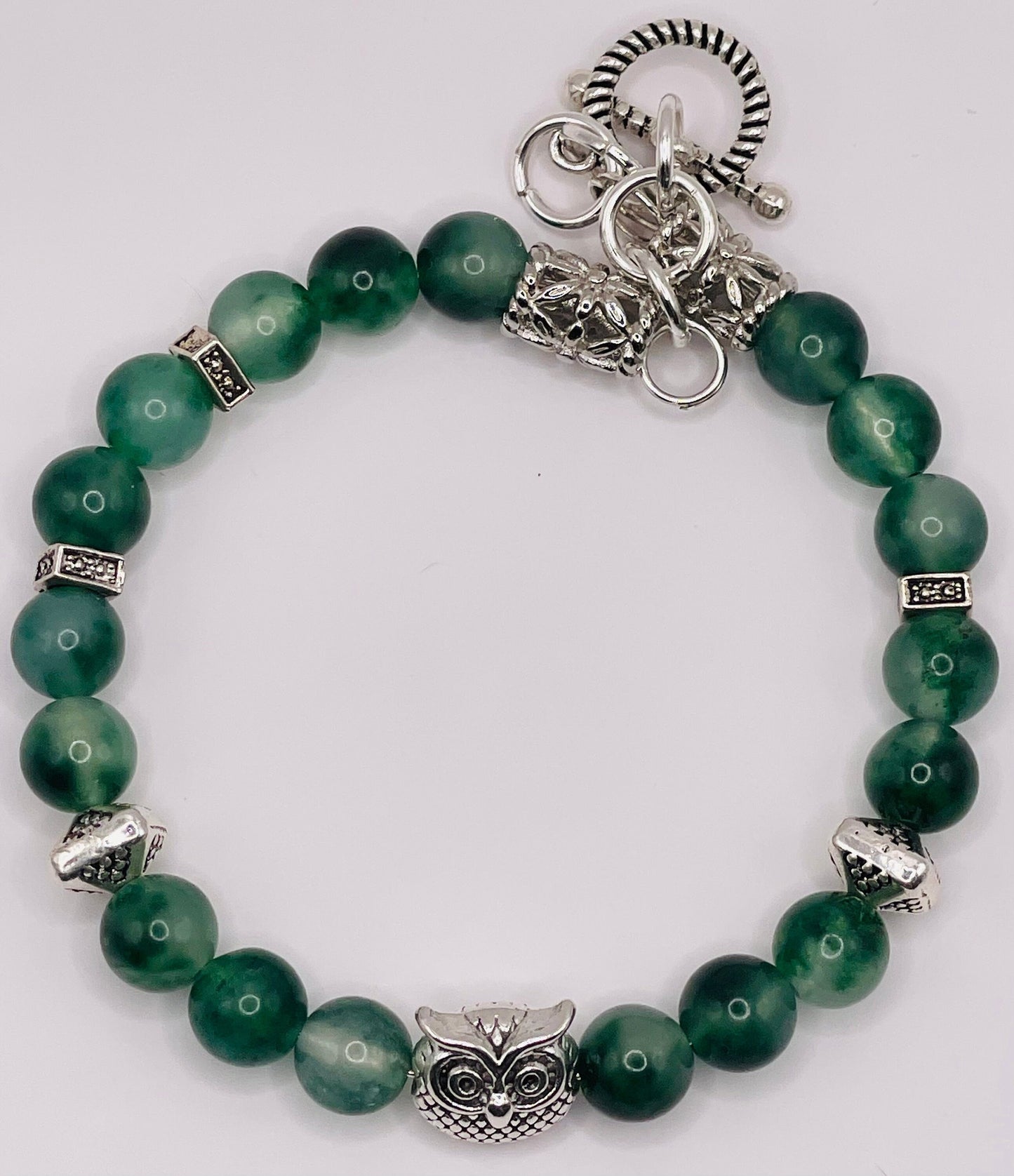 Hootie wired bracelet green and silver with toggle clasp. 7.75"