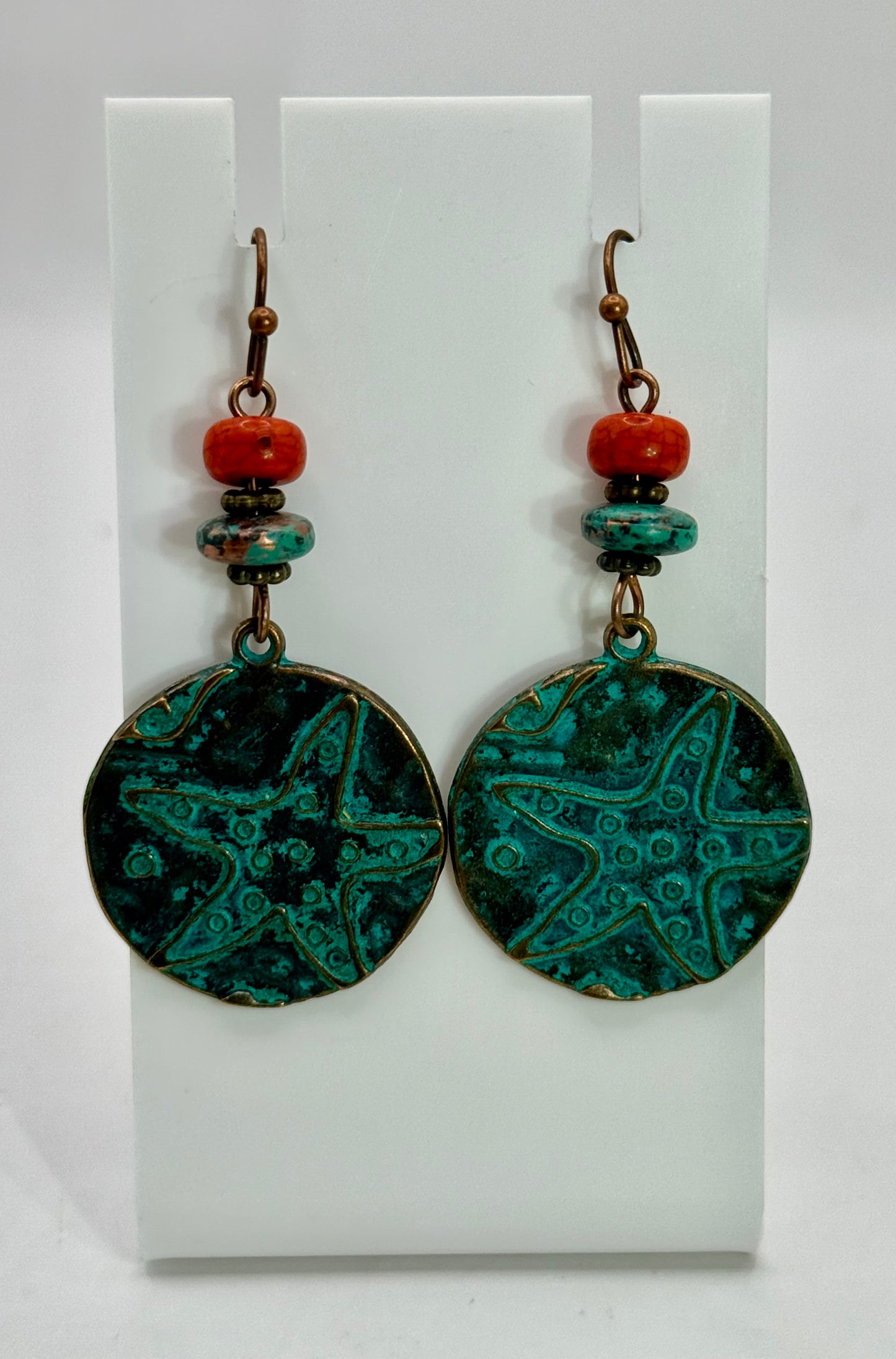 Patina Starfish Earrings – Boho Ocean Inspired Dangle Earrings, Red & Howlite Beaded Earrings, Beach Jewelry, Gift for Her