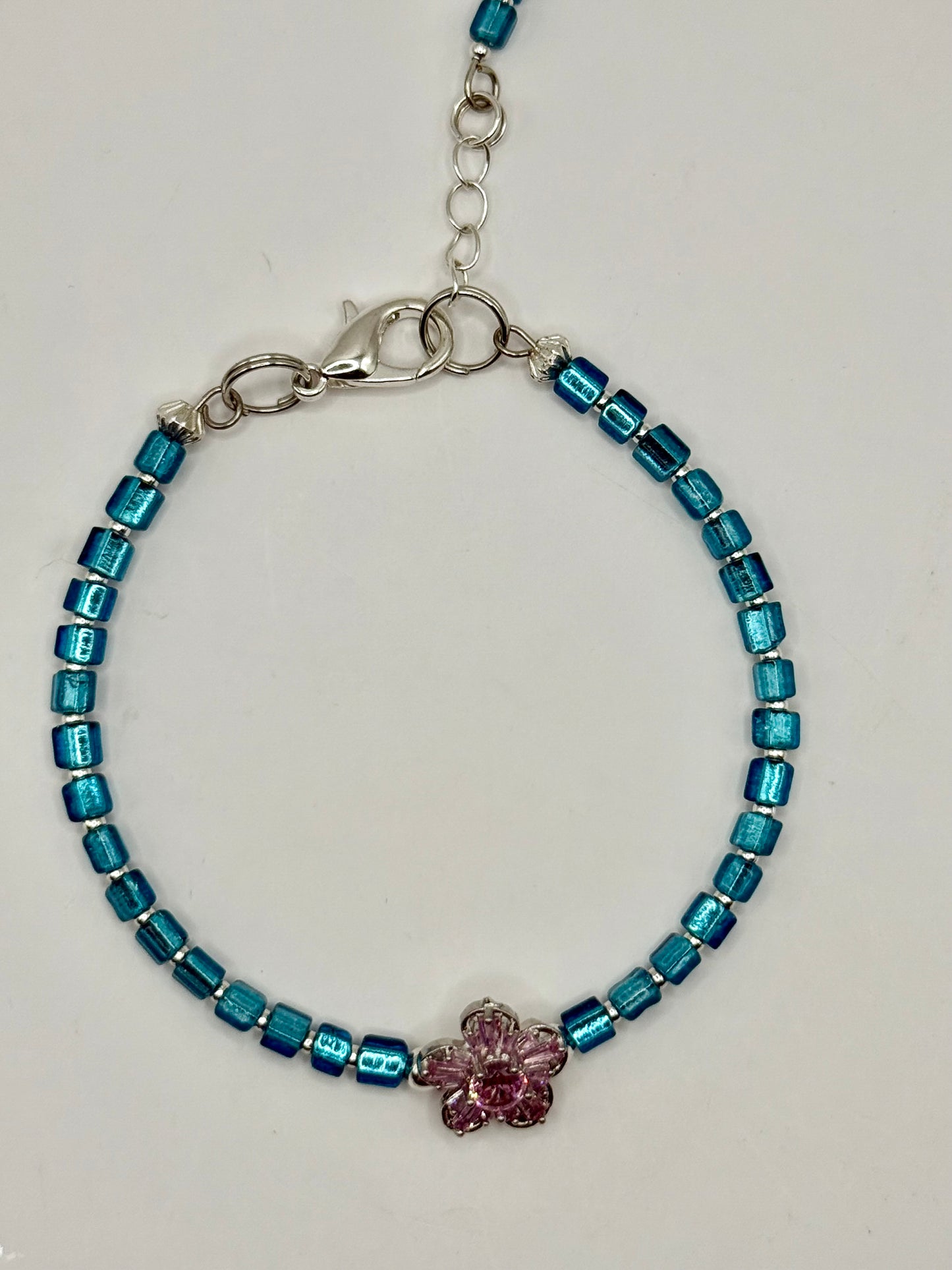 Teal Glass Beaded Bracelet with Pink Crystal Flower Focal – 7.5” Clasp Bracelet – Dainty Handmade Jewelry – Gift for Her