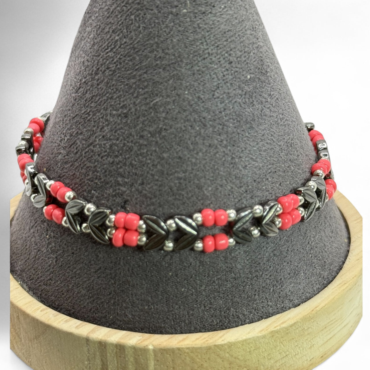Chic Chevron Beaded Bracelet – Salmon Glass Beads & Silver Accents, 7.5” Clasp, Handmade Jewelry Gift, Free Resizing Available