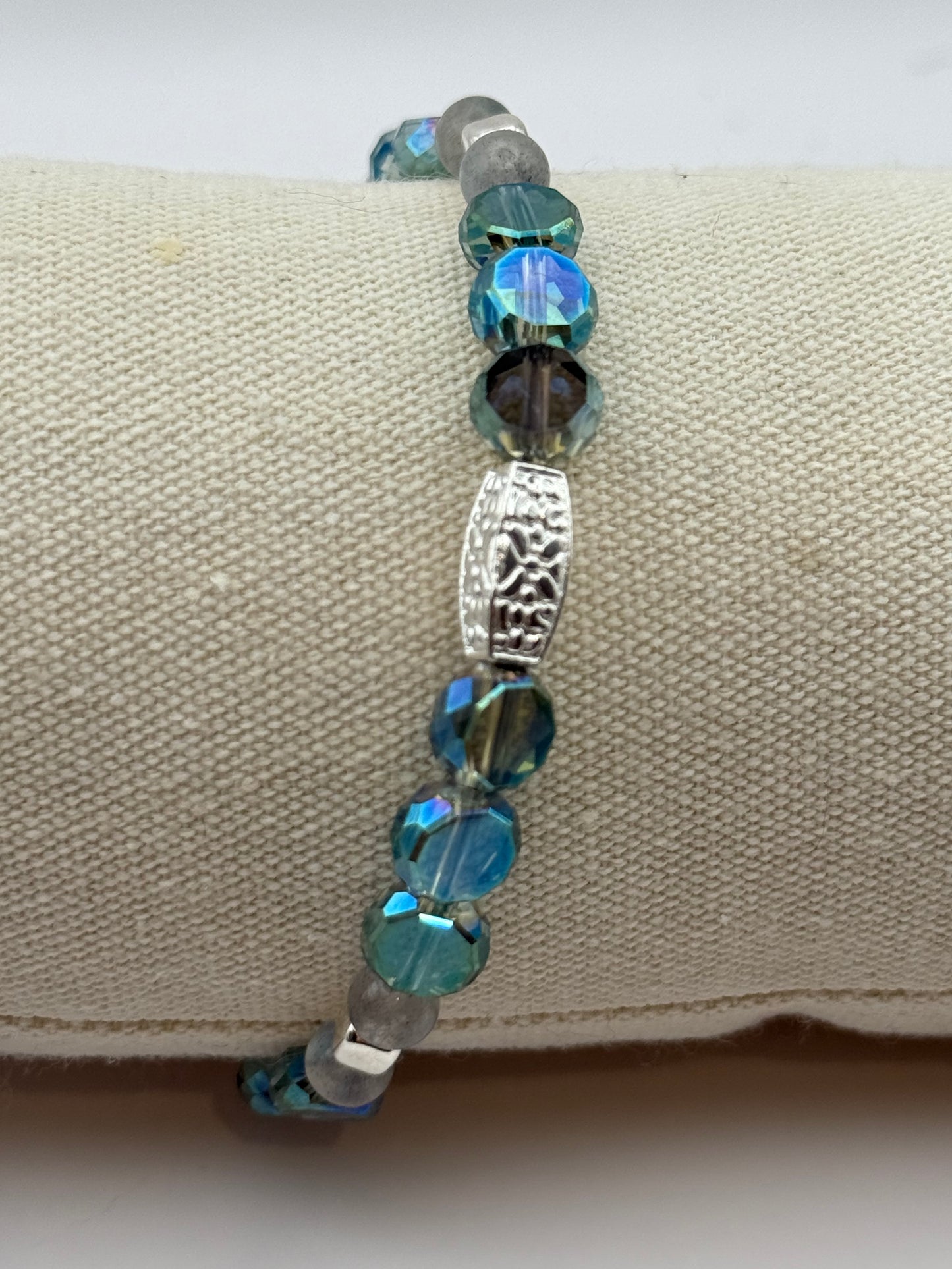 Green Iridescent and Silver bracelet adjustable 7"-8"