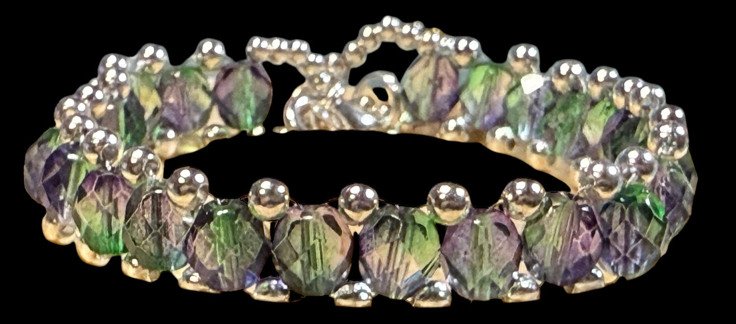 Blueberry and Green Barrel Bracelet 7.75"