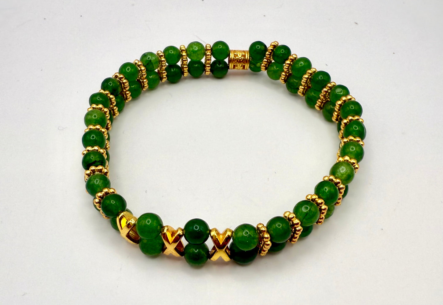 Traditional Green Jade and Gold Accent Stretch Bracelet 7.5"