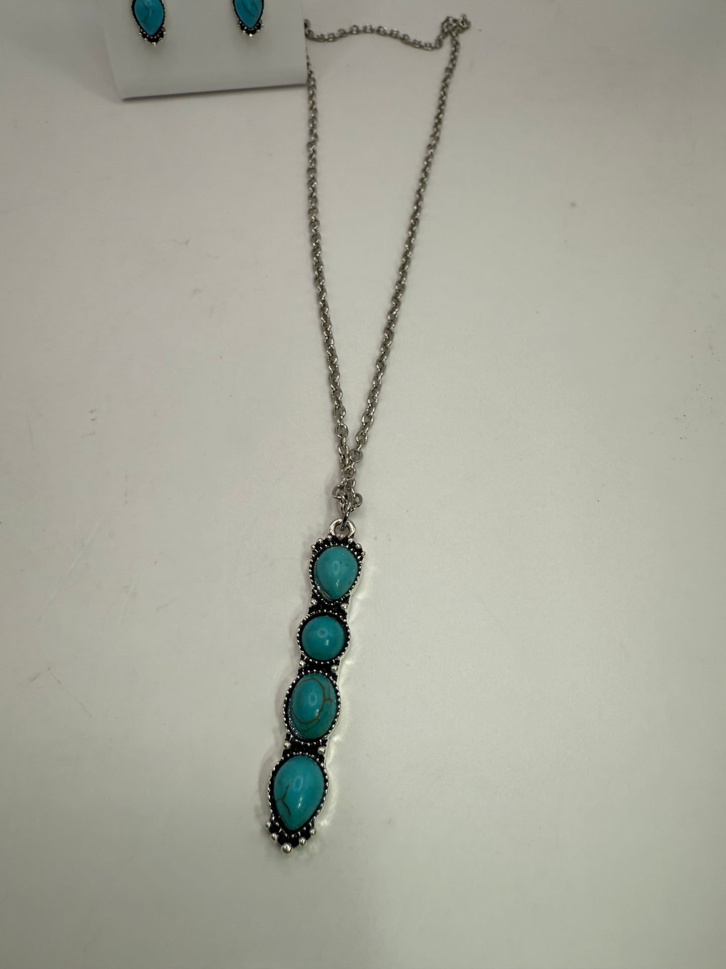 Turquoise Howlite Necklace & Earrings Set – 18” Silver Chain with Free Matching Earrings