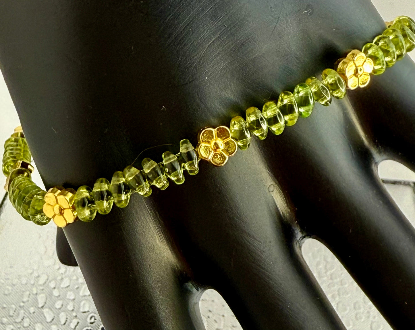Green and Gold delicate glass bracelet 8"