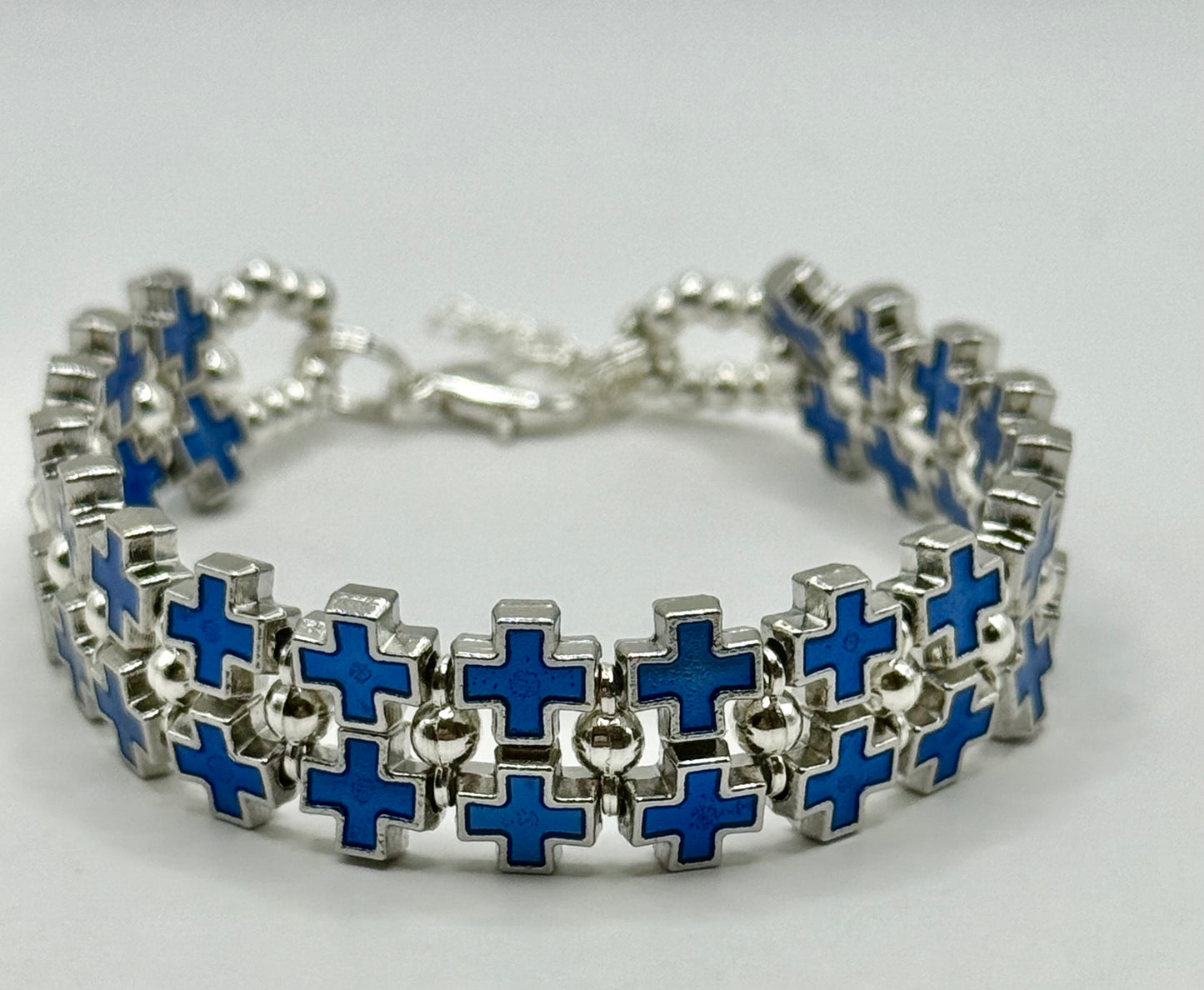 Bold Blue Cross Link Bracelet – Adjustable 7" to 7.5", Silver-Tone Double Row Design, Unique Statement Jewelry