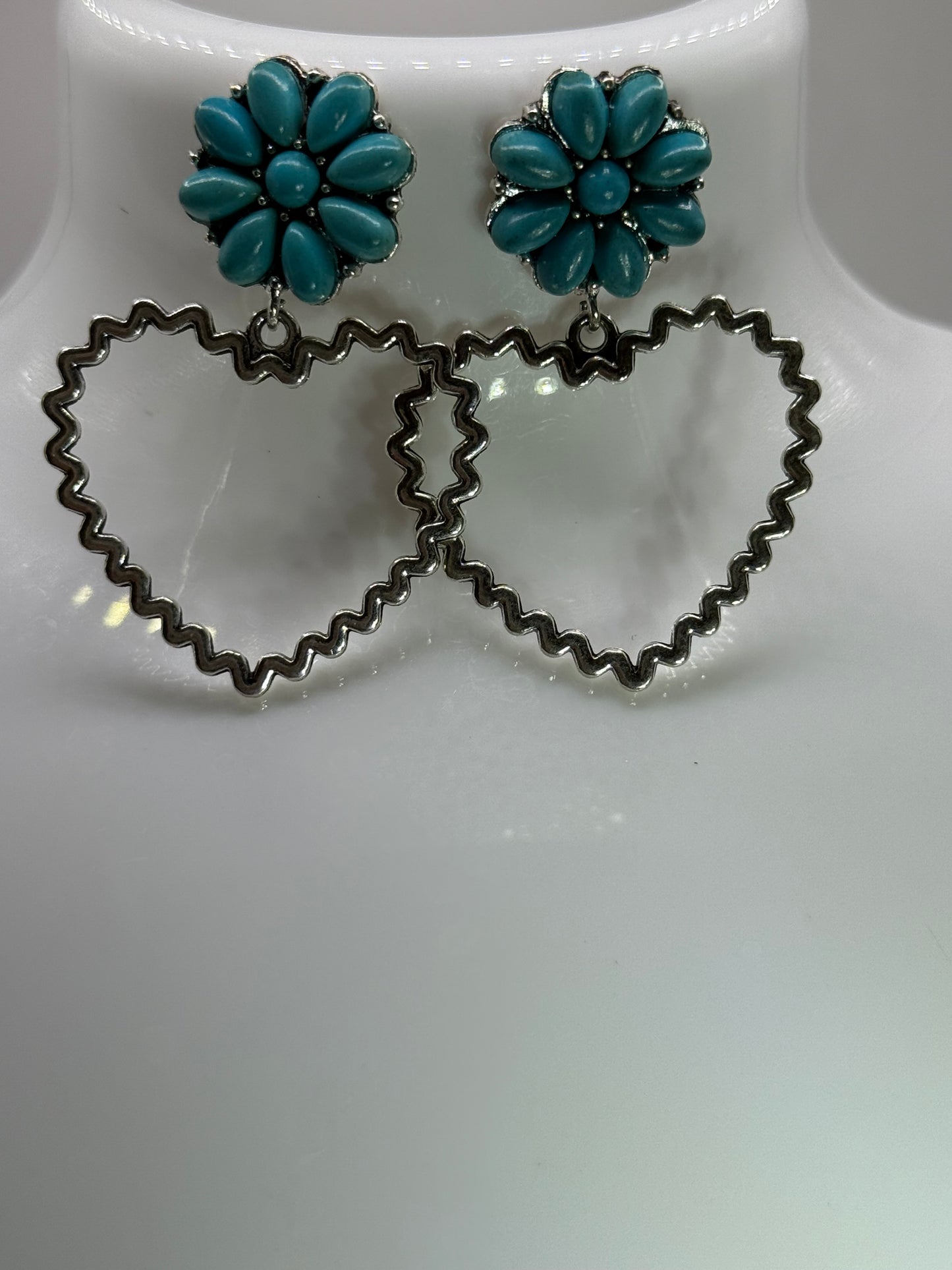 Turquoise Howlite Flower Earrings with Silver Zigzag Heart Dangles – Handmade Statement Jewelry