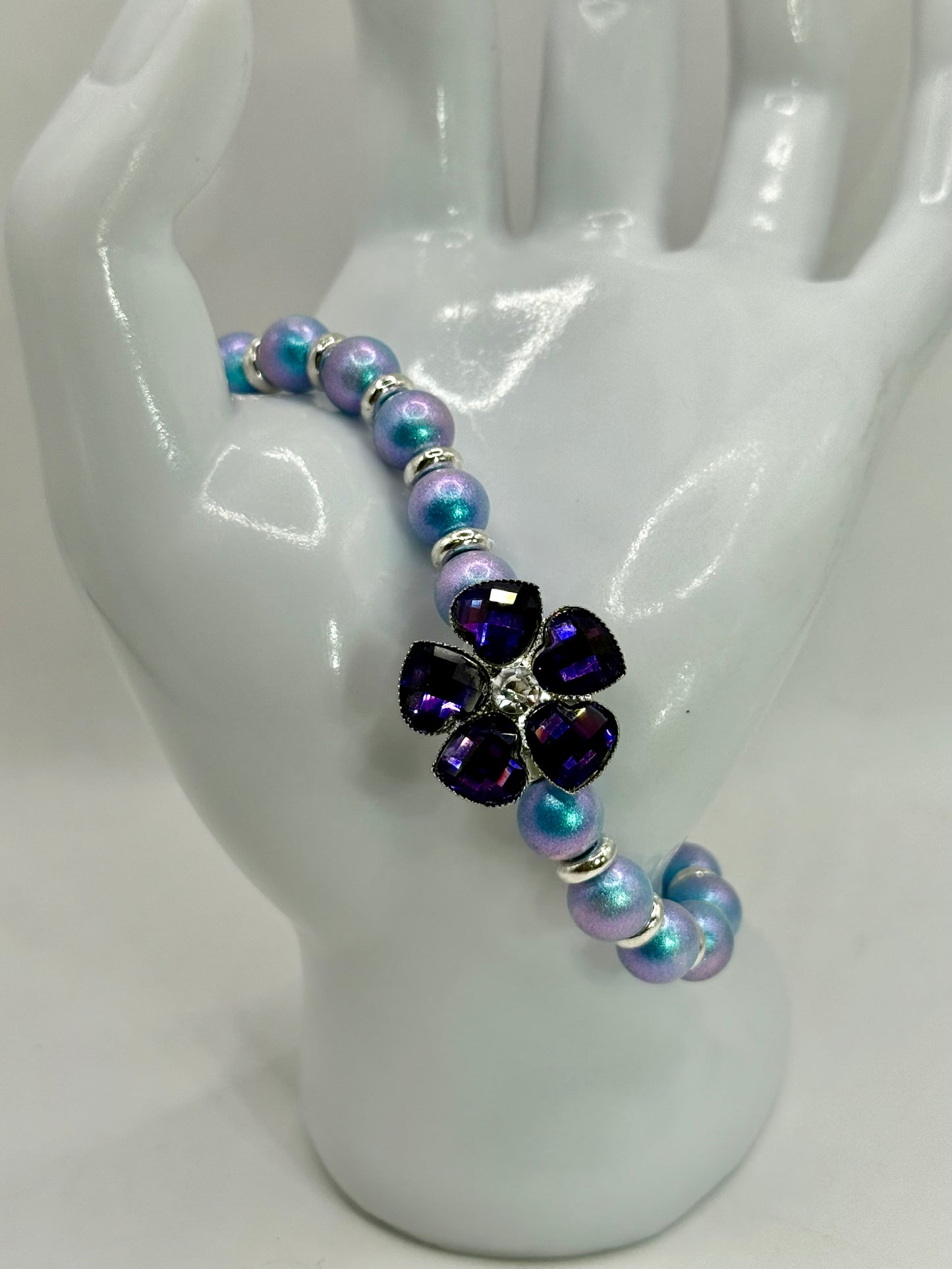 Purple Flower Bracelet – 7.75” Stretch Bracelet | Handmade Beaded Jewelry | Violet Crystal Floral Bracelet | Gift for Her