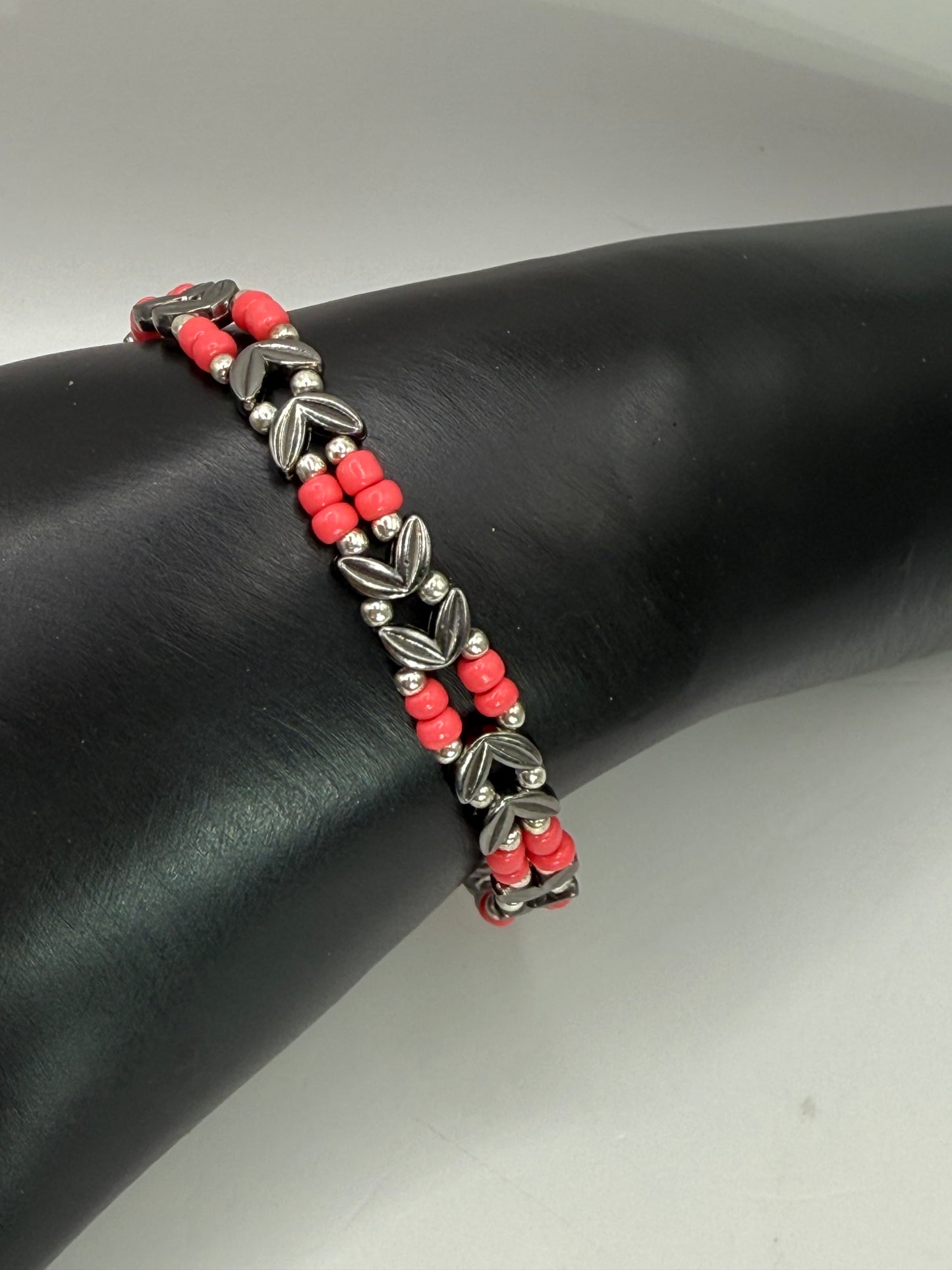 Chic Chevron Beaded Bracelet – Salmon Glass Beads & Silver Accents, 7.5” Clasp, Handmade Jewelry Gift, Free Resizing Available
