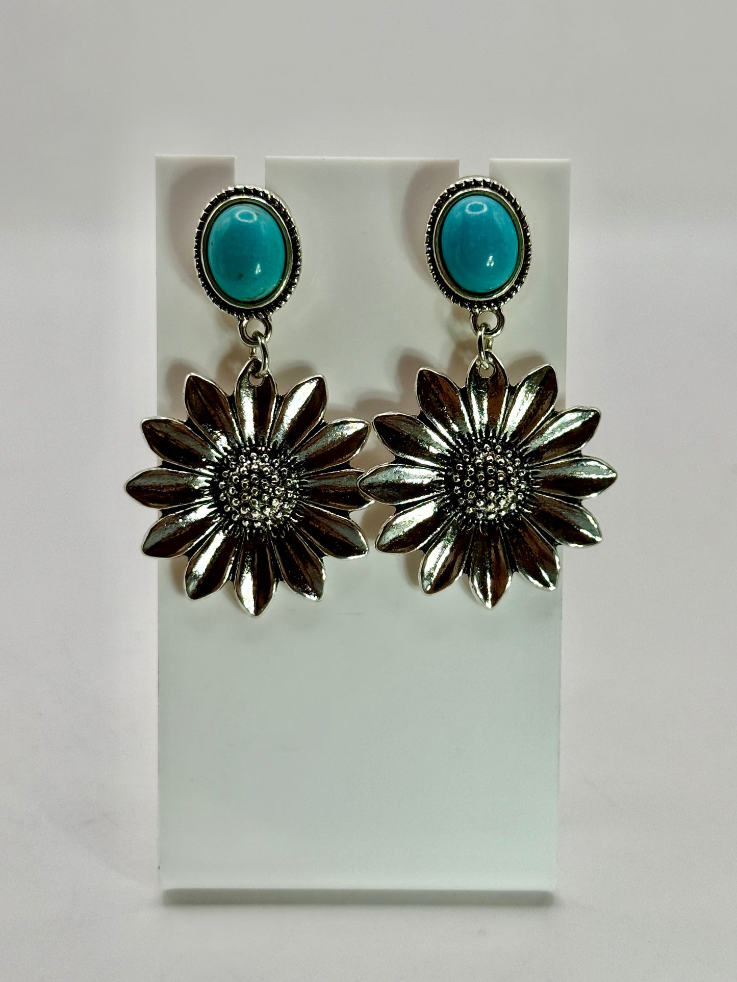 Turquoise Howlite Sunflower Earrings – Silver Floral Western Boho Dangle Earrings