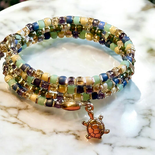 Rocailles Wrap Bracelet with sea turtle charm