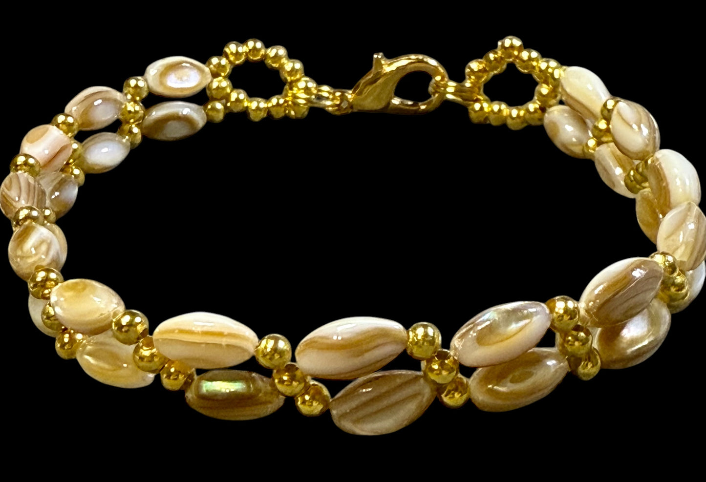 Braided Shell and Gold Accents Bracelet 8"
