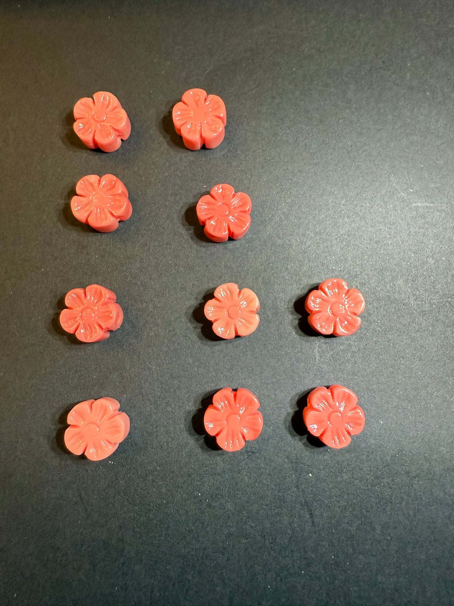 DESTASH - Peach/Pink Hibiscus Shell Focal. Set of 10