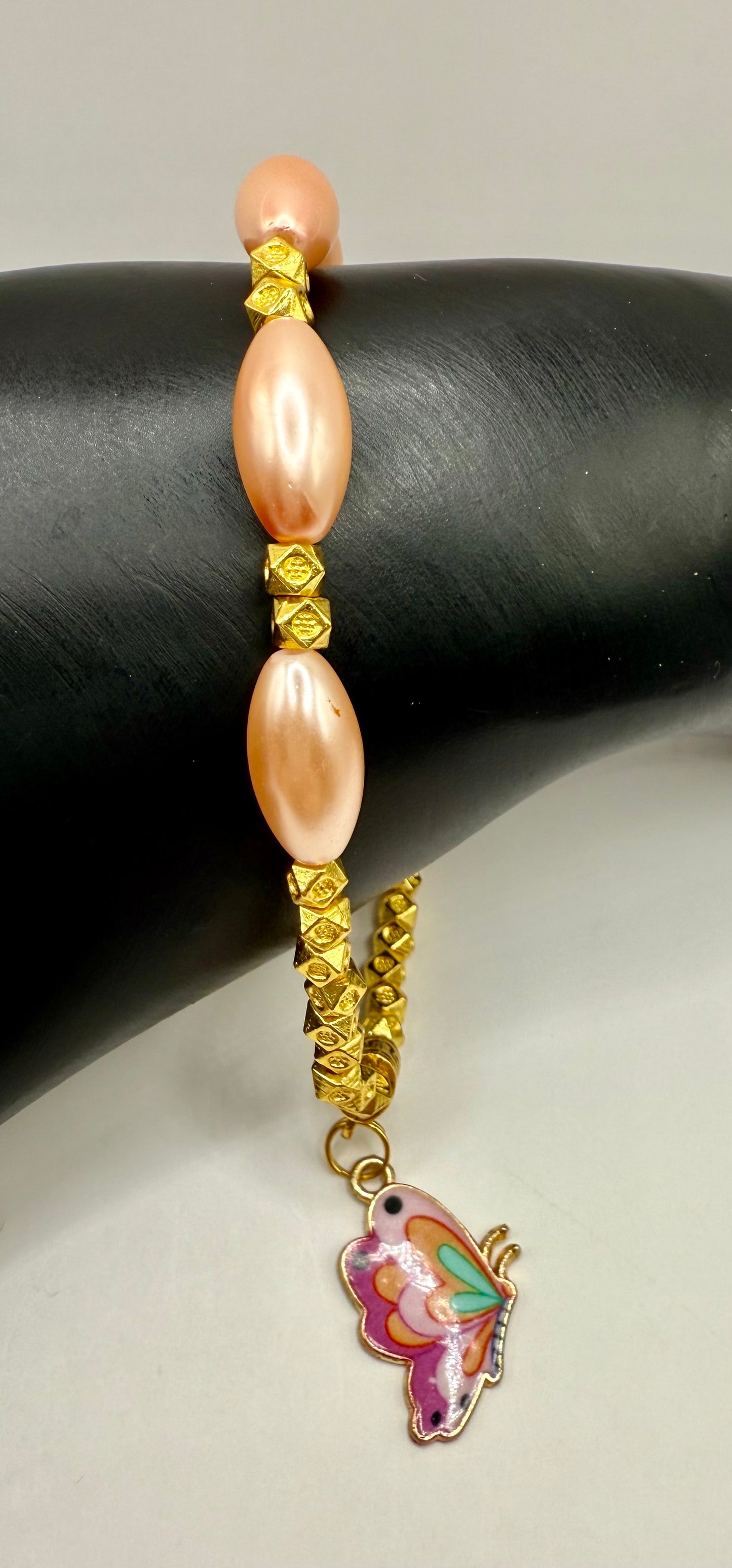 7.75” Peach Glass Bead Stretch Bracelet with Gold Accents – Handmade Jewelry, Free Resizing