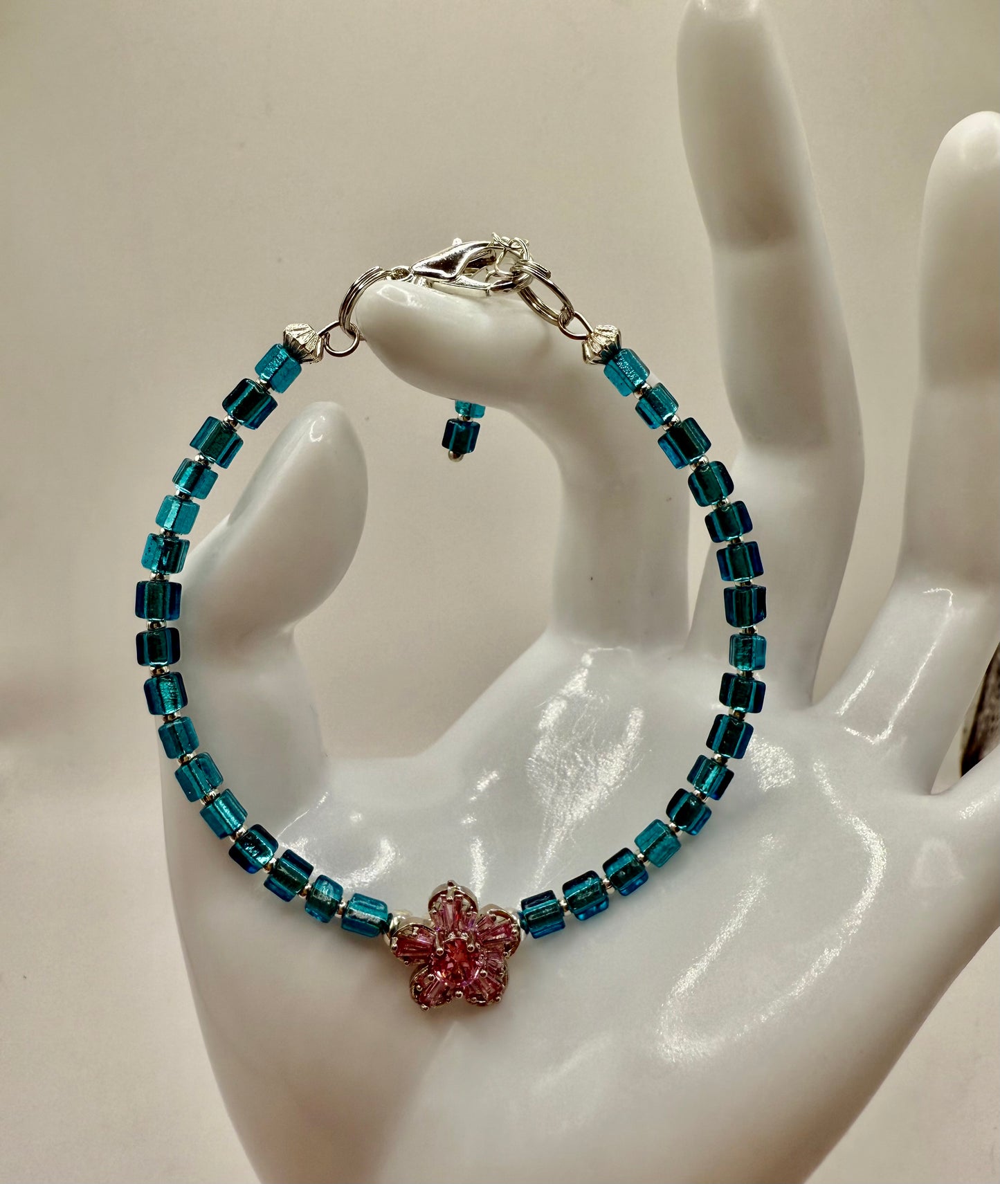 Teal Glass Beaded Bracelet with Pink Crystal Flower Focal – 7.5” Clasp Bracelet – Dainty Handmade Jewelry – Gift for Her
