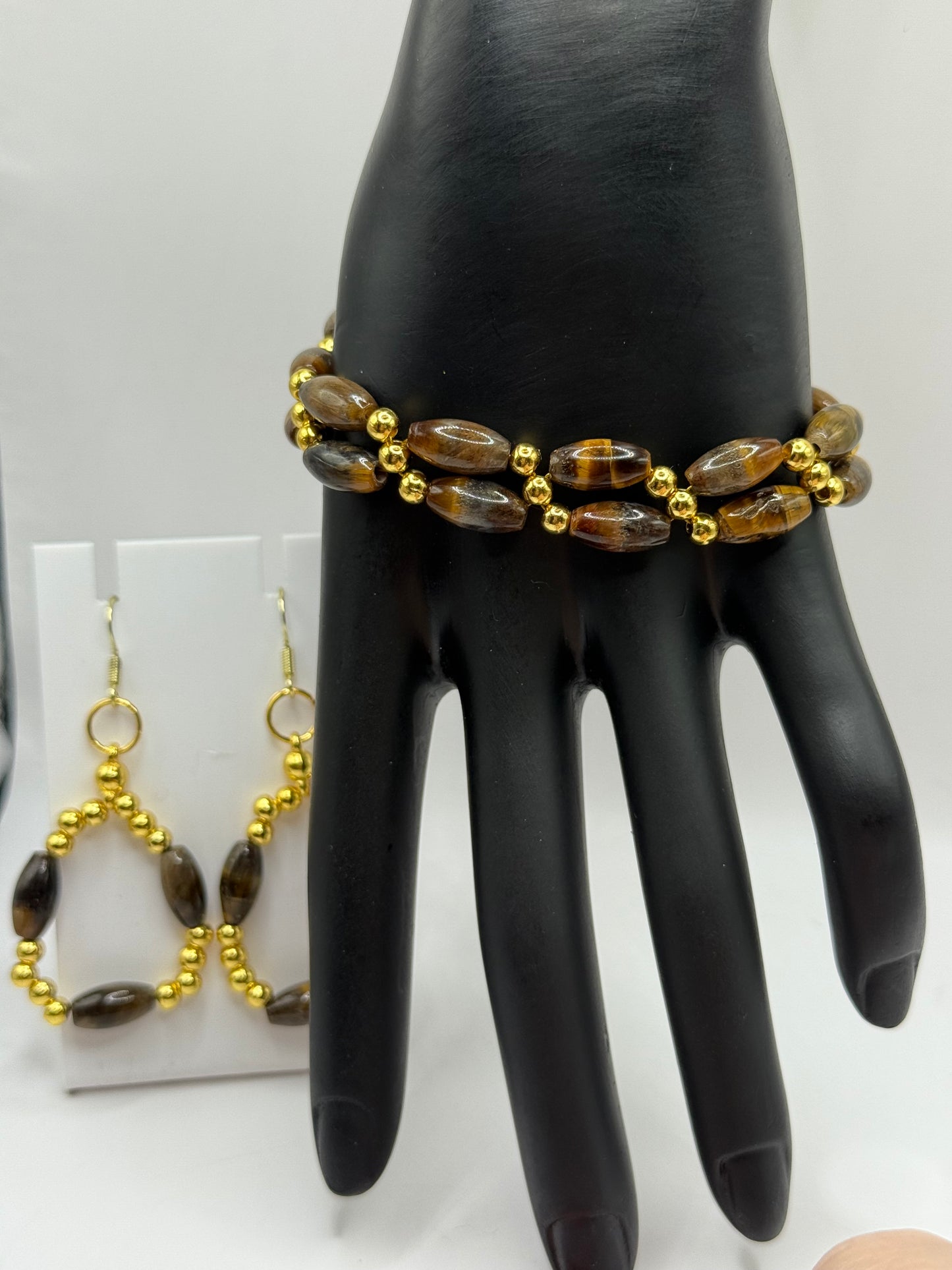 Tiger’s Eye Bracelet with Gold Accents – 7.75” Clasp – Free Resizing – Includes Complimentary Matching Earrings