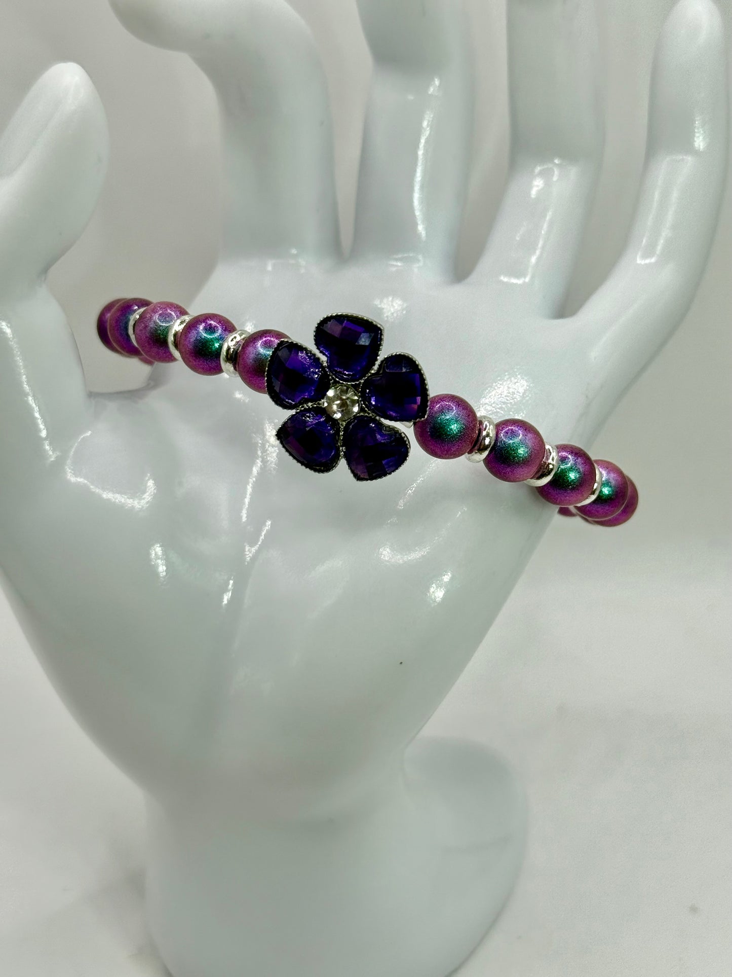Purple Flower Bracelet – 7.75” Clasp Bracelet | Handmade Beaded Jewelry | Violet Crystal Floral Bracelet | Gift for Her