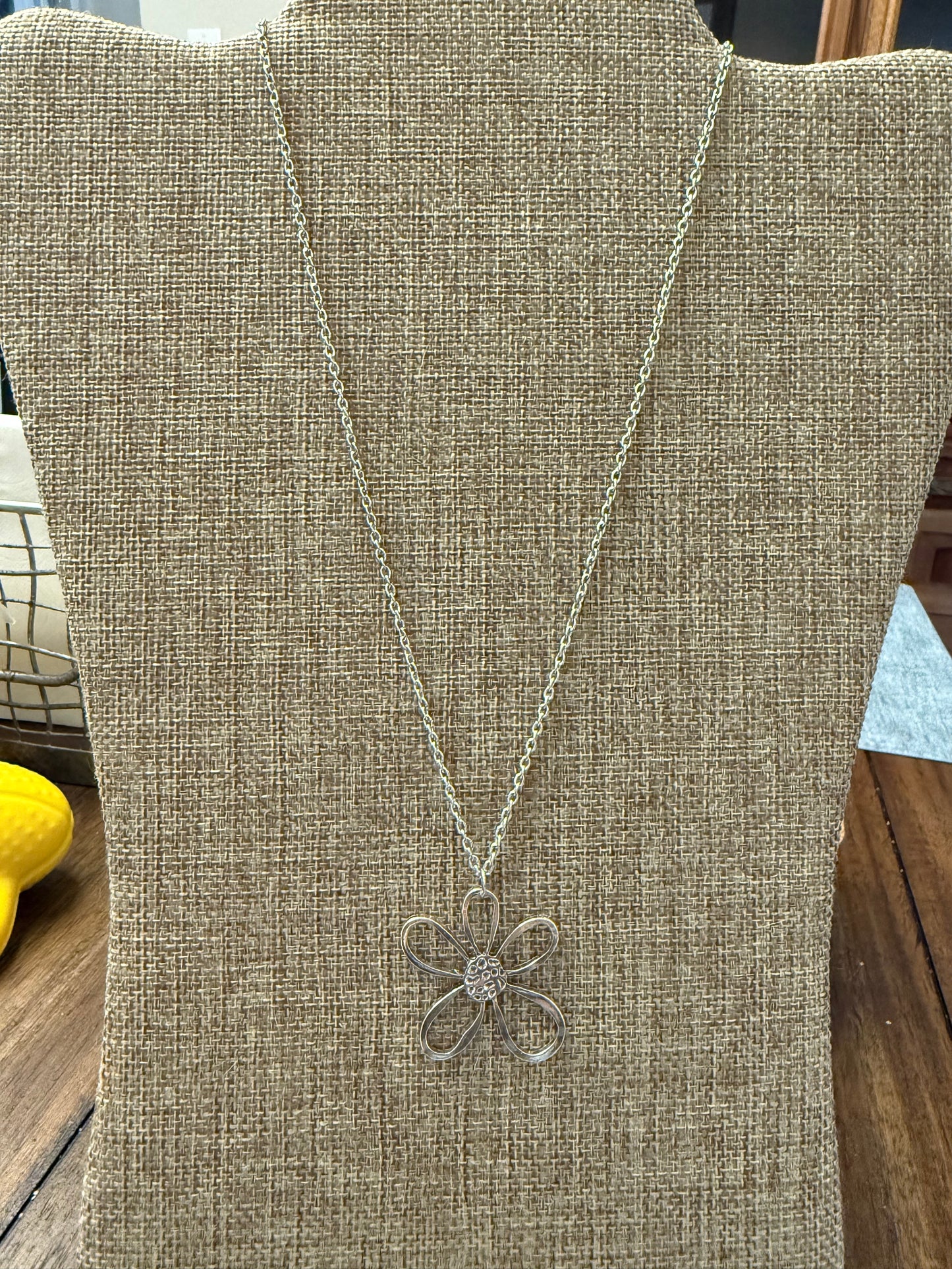 Boho Flower Necklace & Earrings Set – Silver Daisy Jewelry – Festival Statement Jewelry Gift