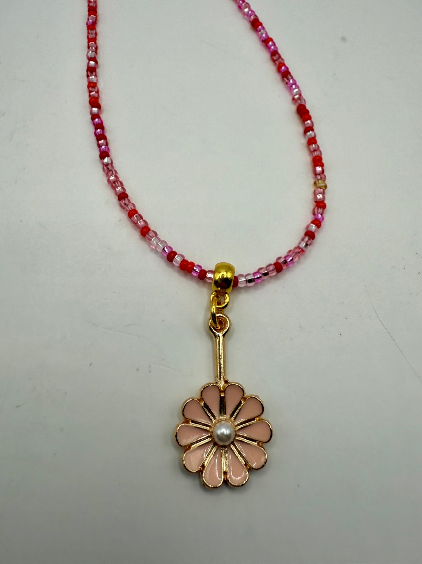 20” Czech Glass Beaded Necklace with Pink Daisy Pendant – Gold Accent & Lobster Clasp