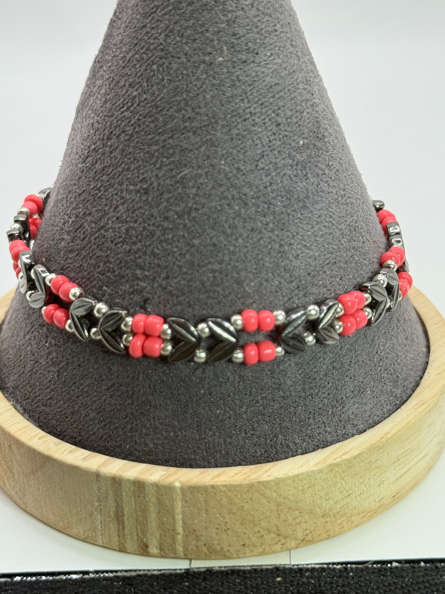 Chic Chevron Beaded Bracelet – Salmon Glass Beads & Silver Accents, 7.5” Clasp, Handmade Jewelry Gift, Free Resizing Available