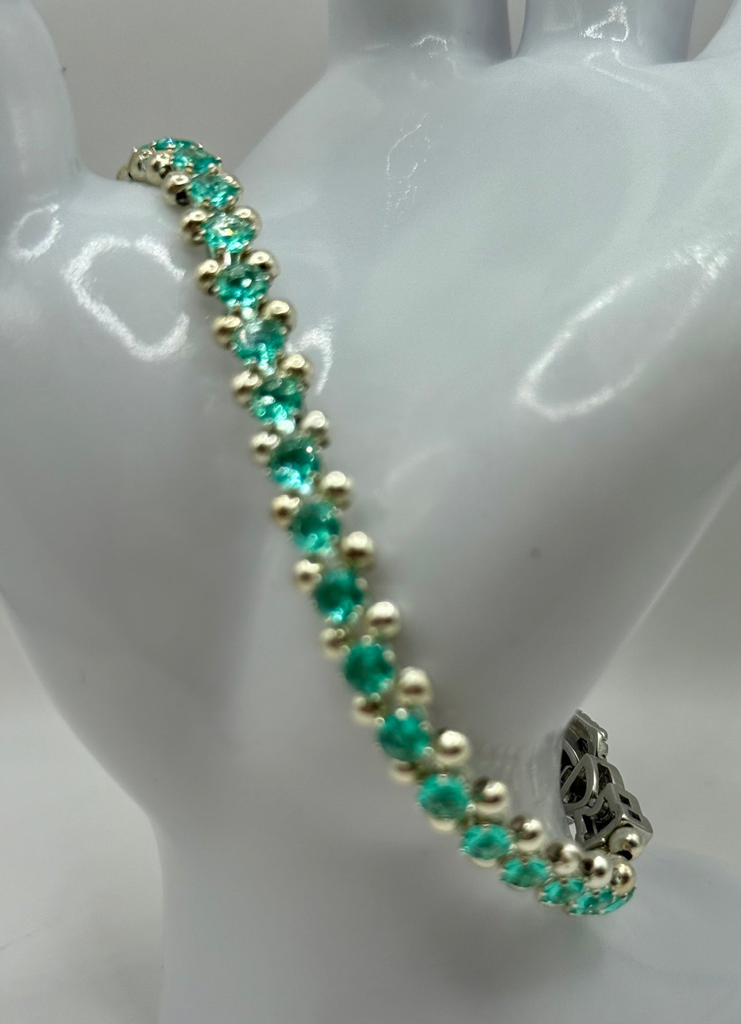 Elegant Rhinestone Bracelet with Mother of Pearl Clasp – 7.75” – Sparkling Silver Tone Jewelry – Statement Bracelet – Gift for Her