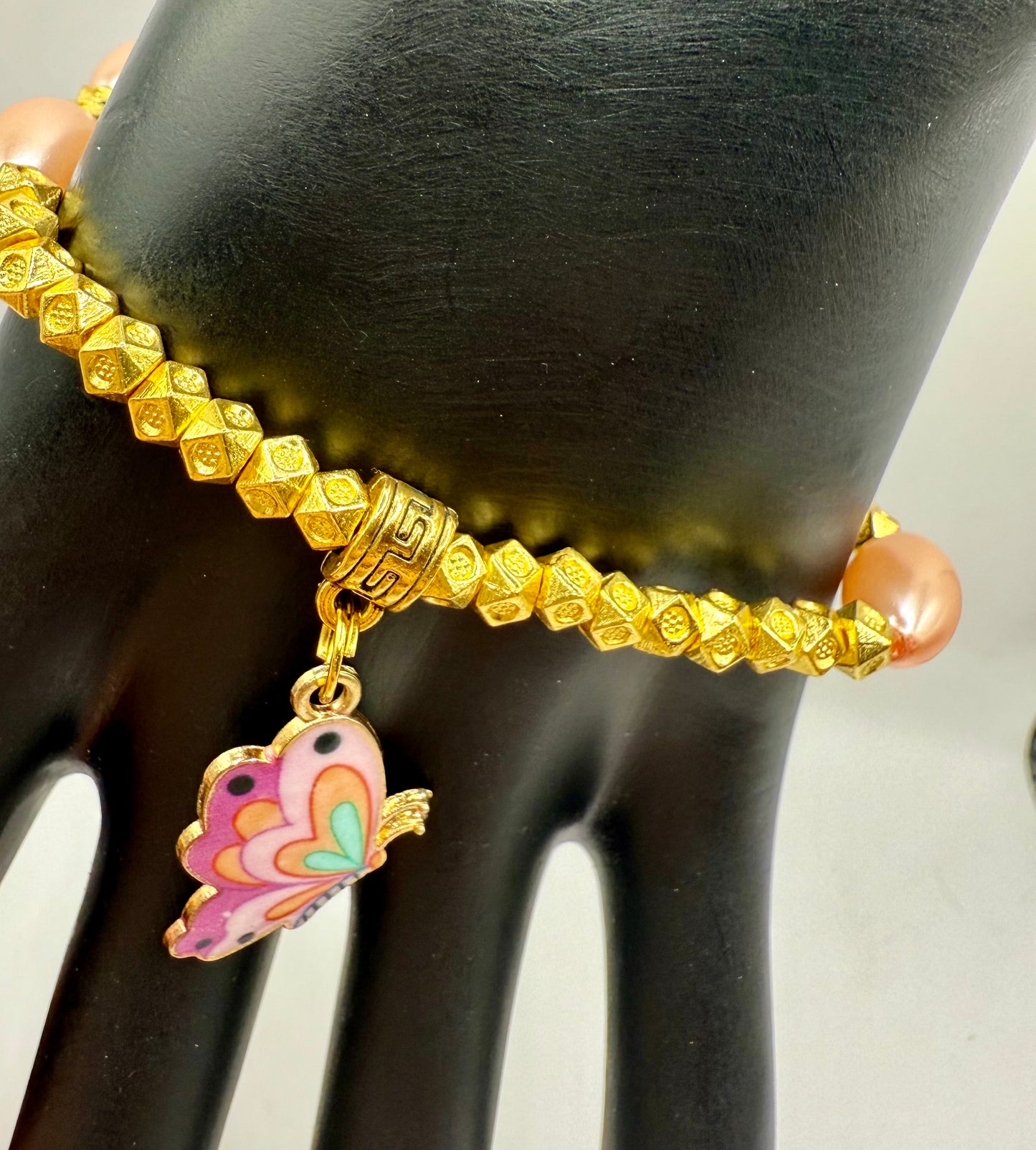 7.75” Peach Glass Bead Stretch Bracelet with Gold Accents – Handmade Jewelry, Free Resizing