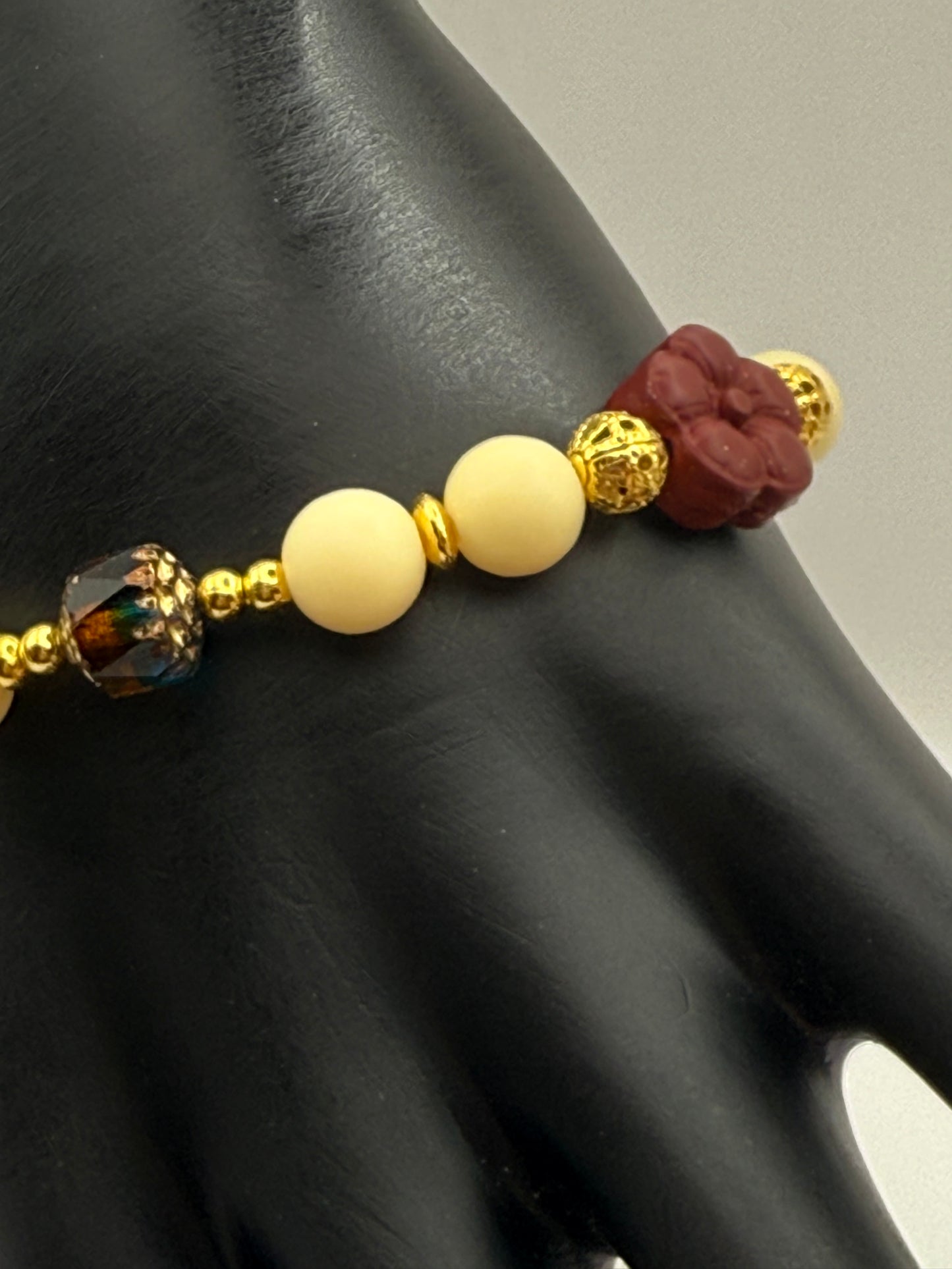 Yellow Tagua and Cinnabar focal stretch bracelet 7"
