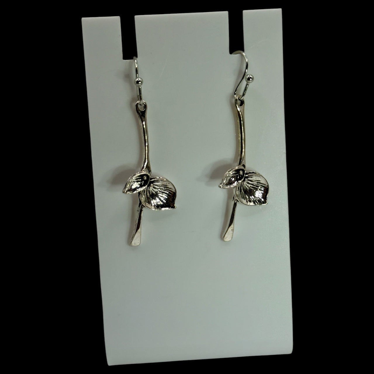 Silver Leaf Earrings – Botanical Dangle Earrings, Nature Inspired Jewelry, Lightweight Drop Earrings, Gift for Her