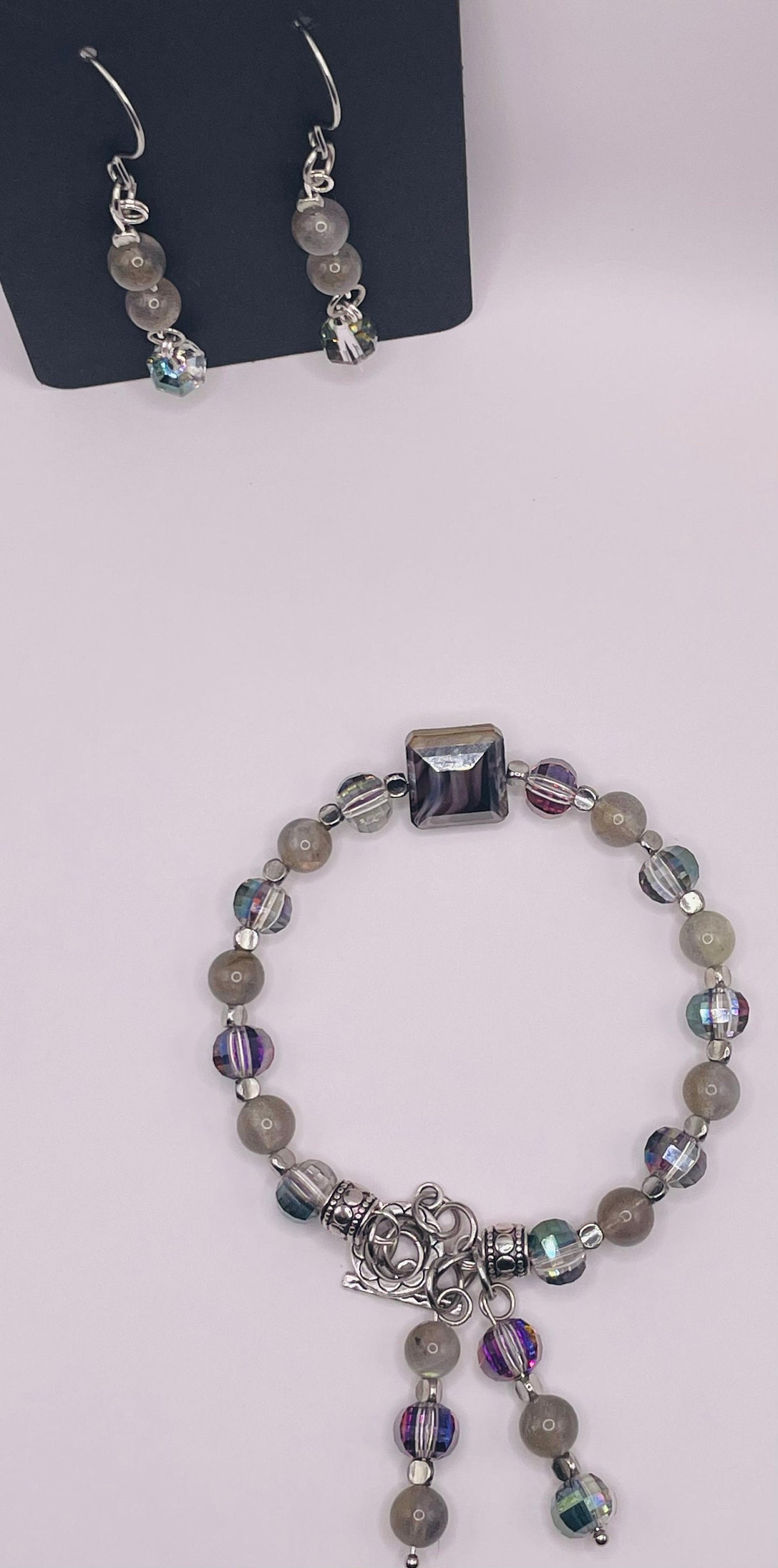 Sparkle and Shine Wire Bracelet with matching earrings 7.5&quot;