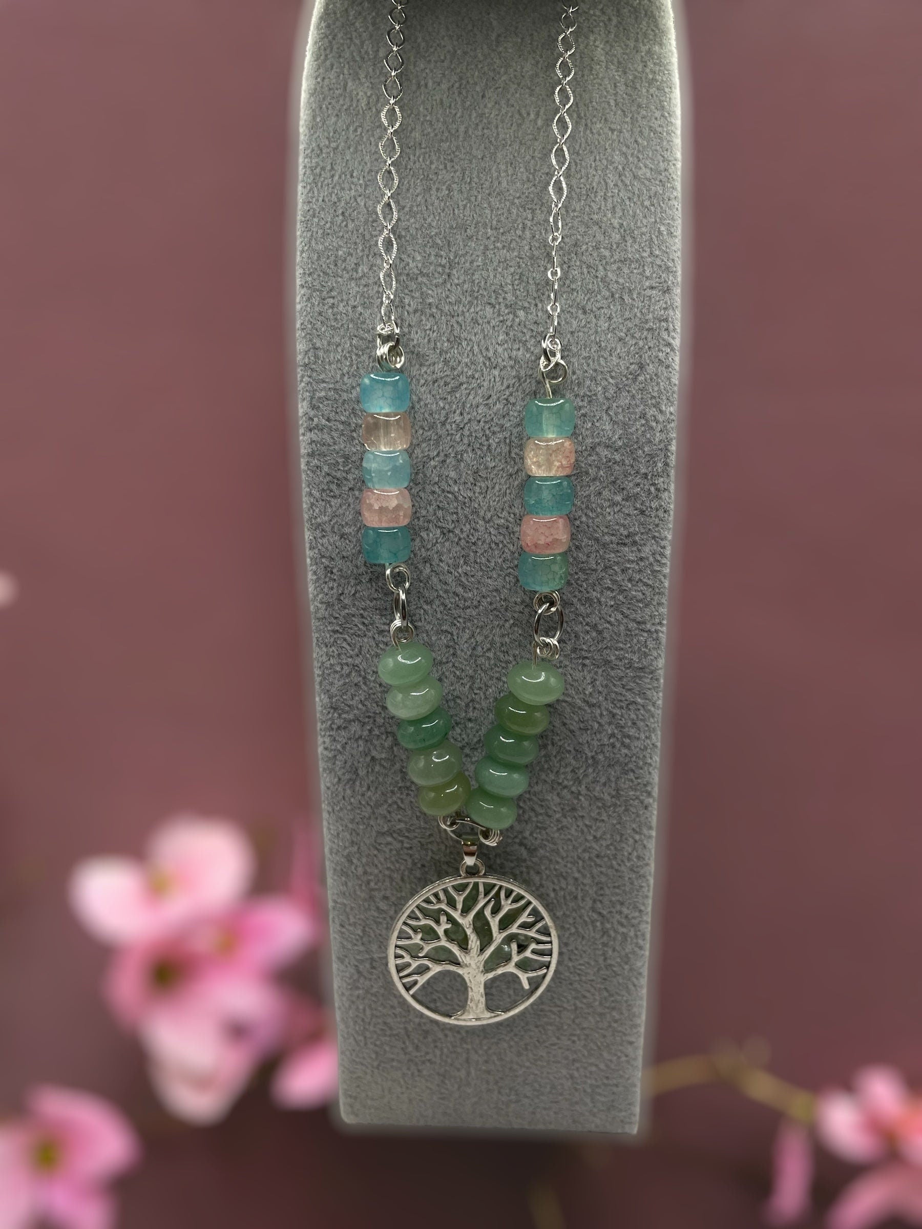 Green Aventurine 22&quot; silver necklace with Tree of Life pendant