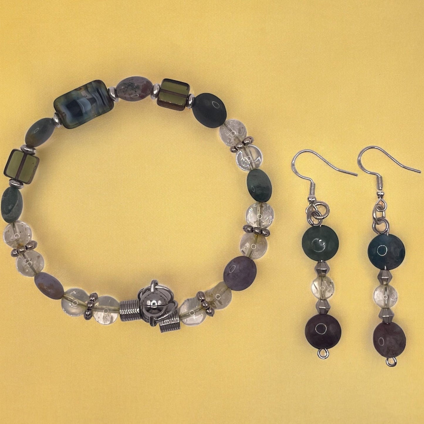 Multi Agate wire bracelet 7.25&quot; with matching earrings